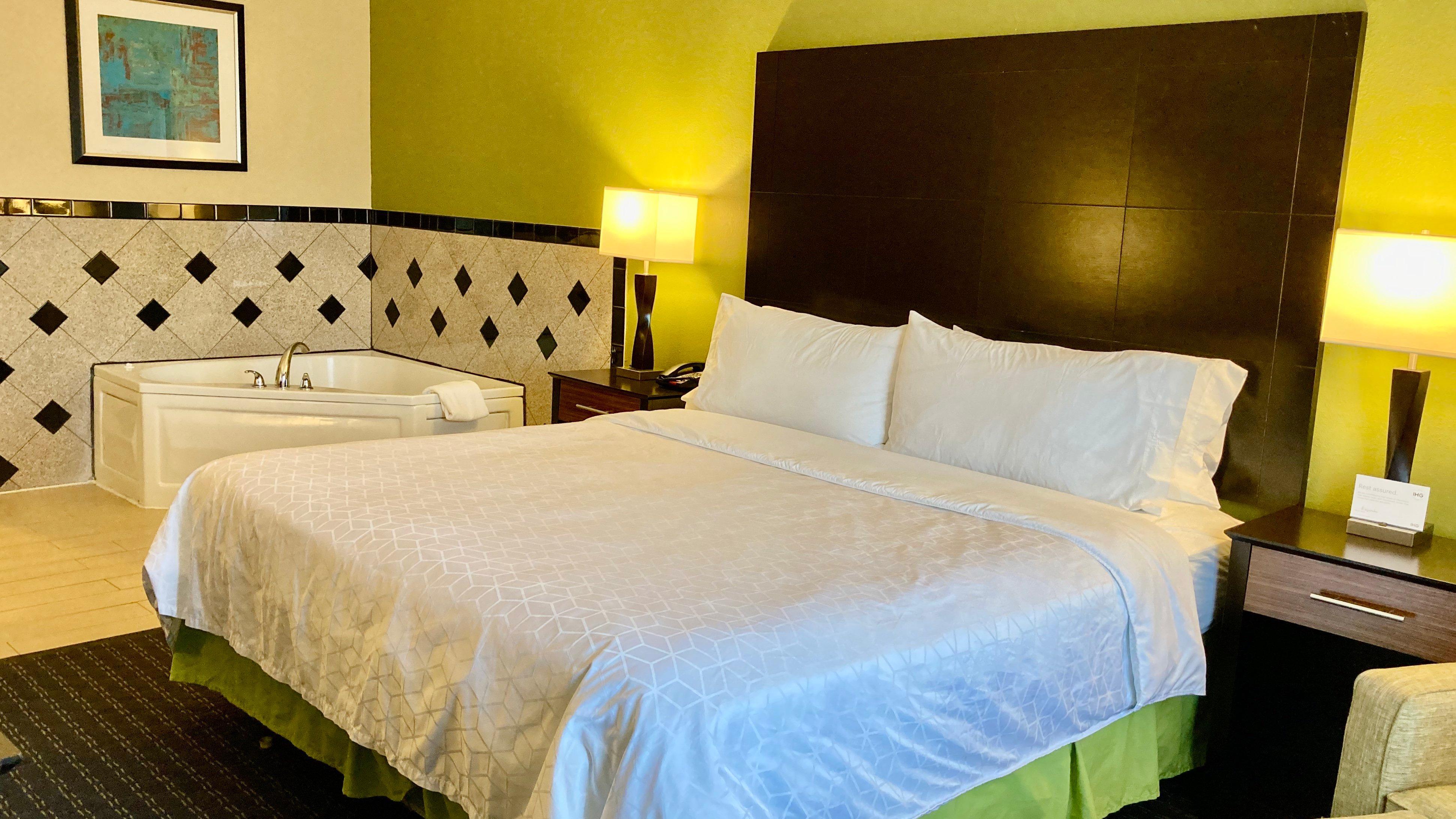 Holiday Inn Express Hotel & Suites Edmond By Ihg Exterior foto